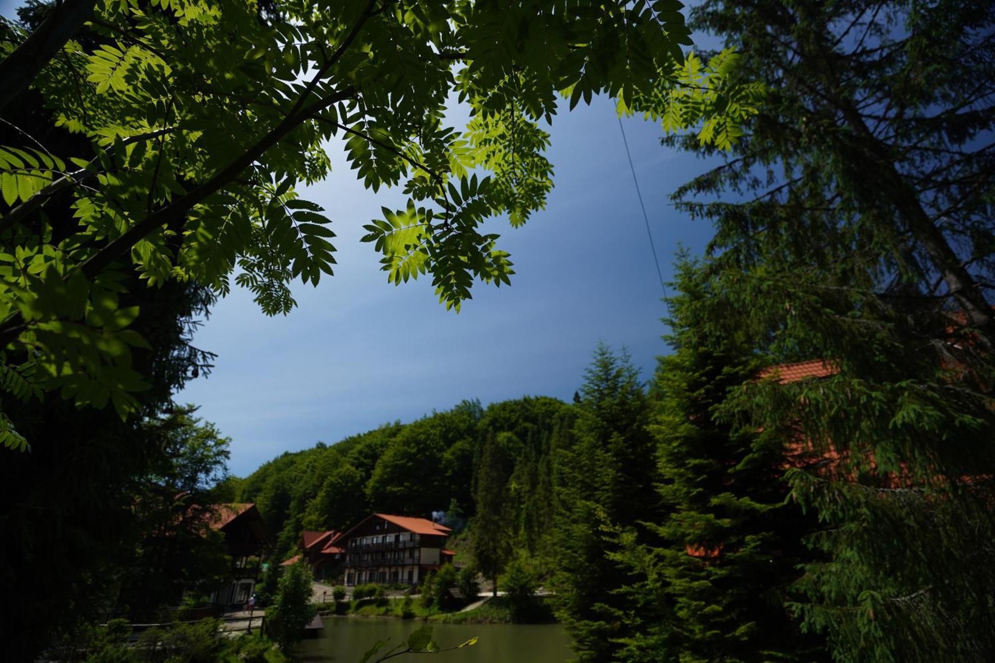 Hotel Ozero Vita Nizhniy Studenyy Exterior photo